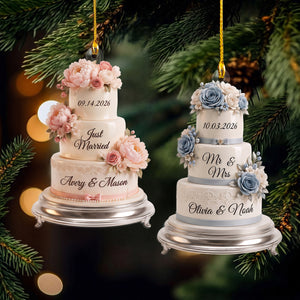 Personalized First Christmas Married Ornament, 2026 Mr and Mrs Cake Gifts