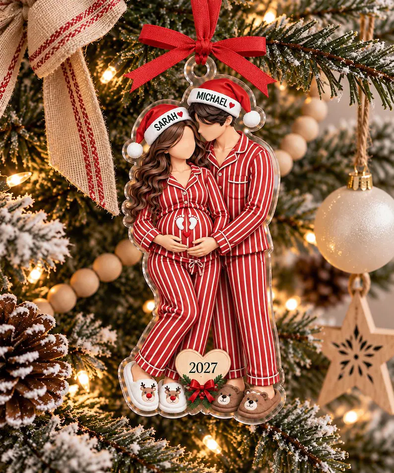 Personalized Pregnancy Announcement Christmas Ornament, Expecting Parents Gift