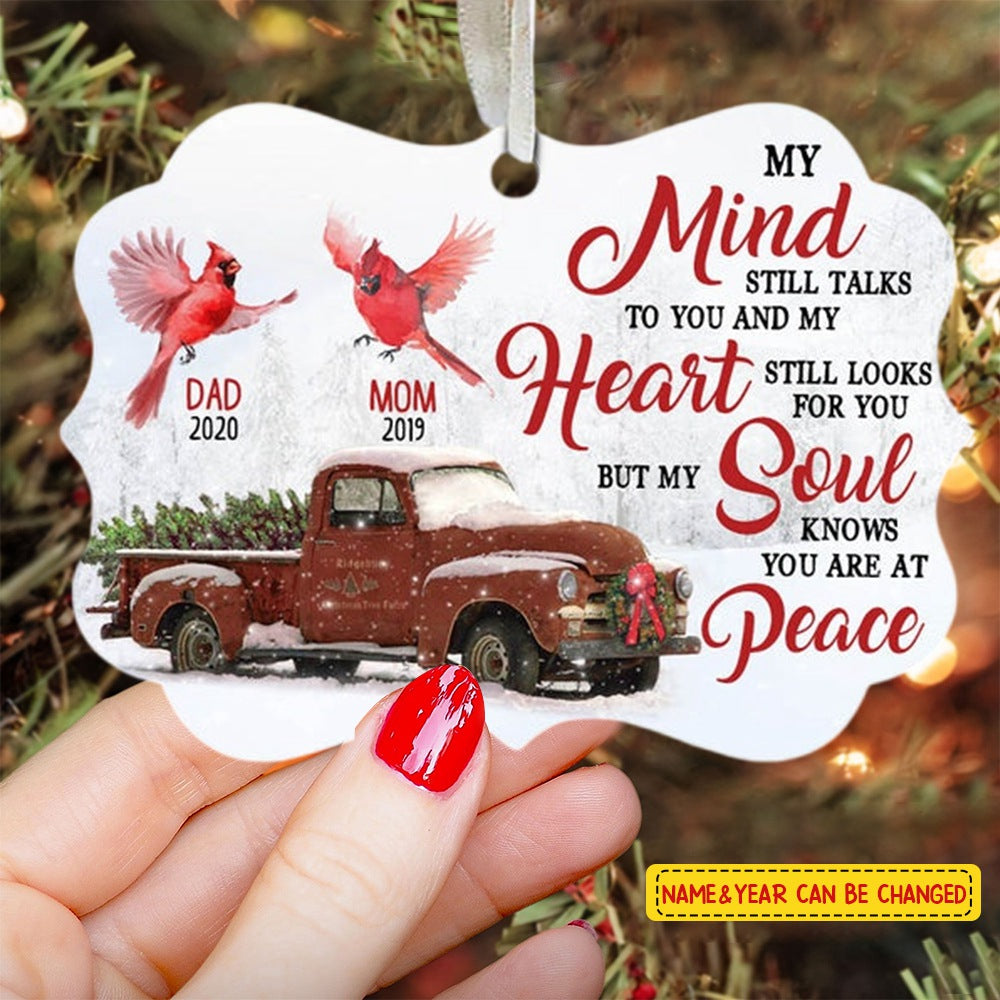 Memorial Cardinal Red Truck Benelux Personalized Ornament