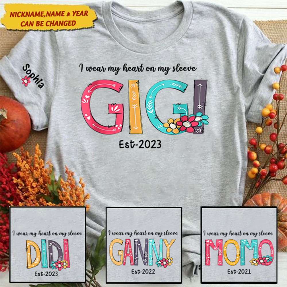 Personalized I wear my heart on my sleeve nana est and grandkids T-shirt